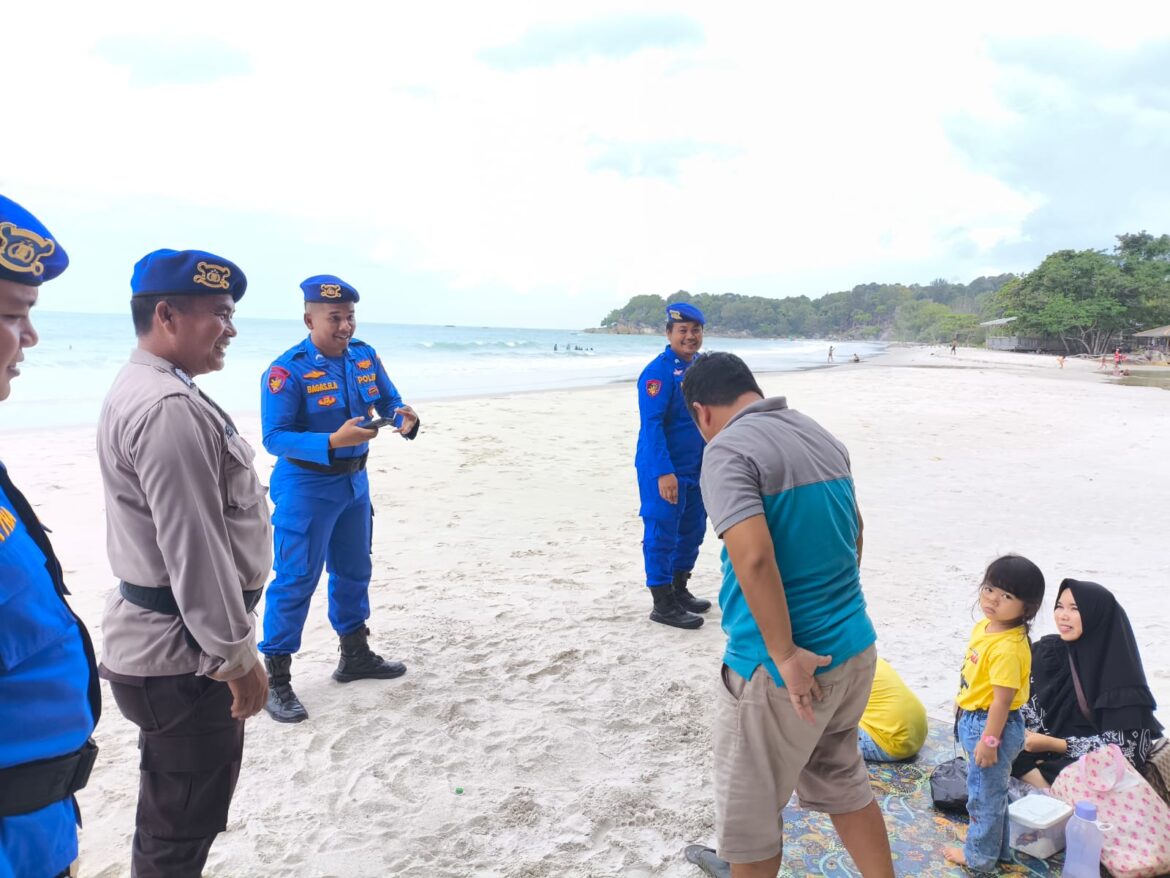 Sat Polairud Polres Bangka Patroli di Pantai Matras