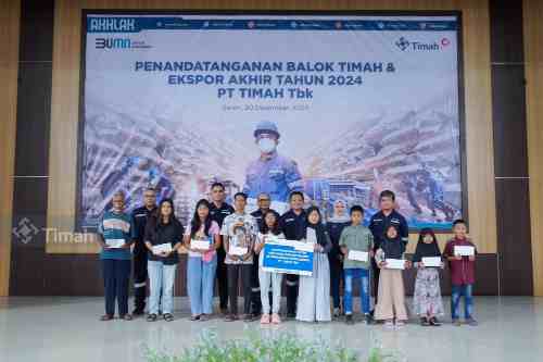 PT Timah Berikan Santunan kepada Anak Yatim dan Piatu di Mentok